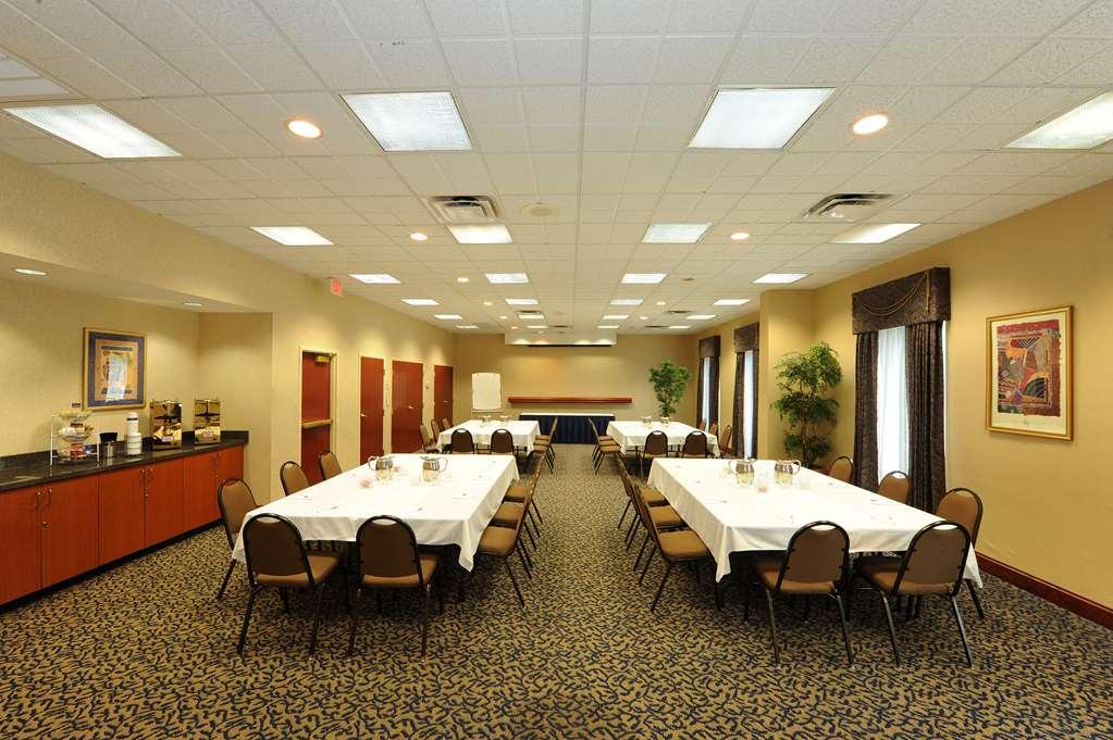Hampton Inn&Suites Atlanta-Galleria Smyrna Konforlar fotoğraf