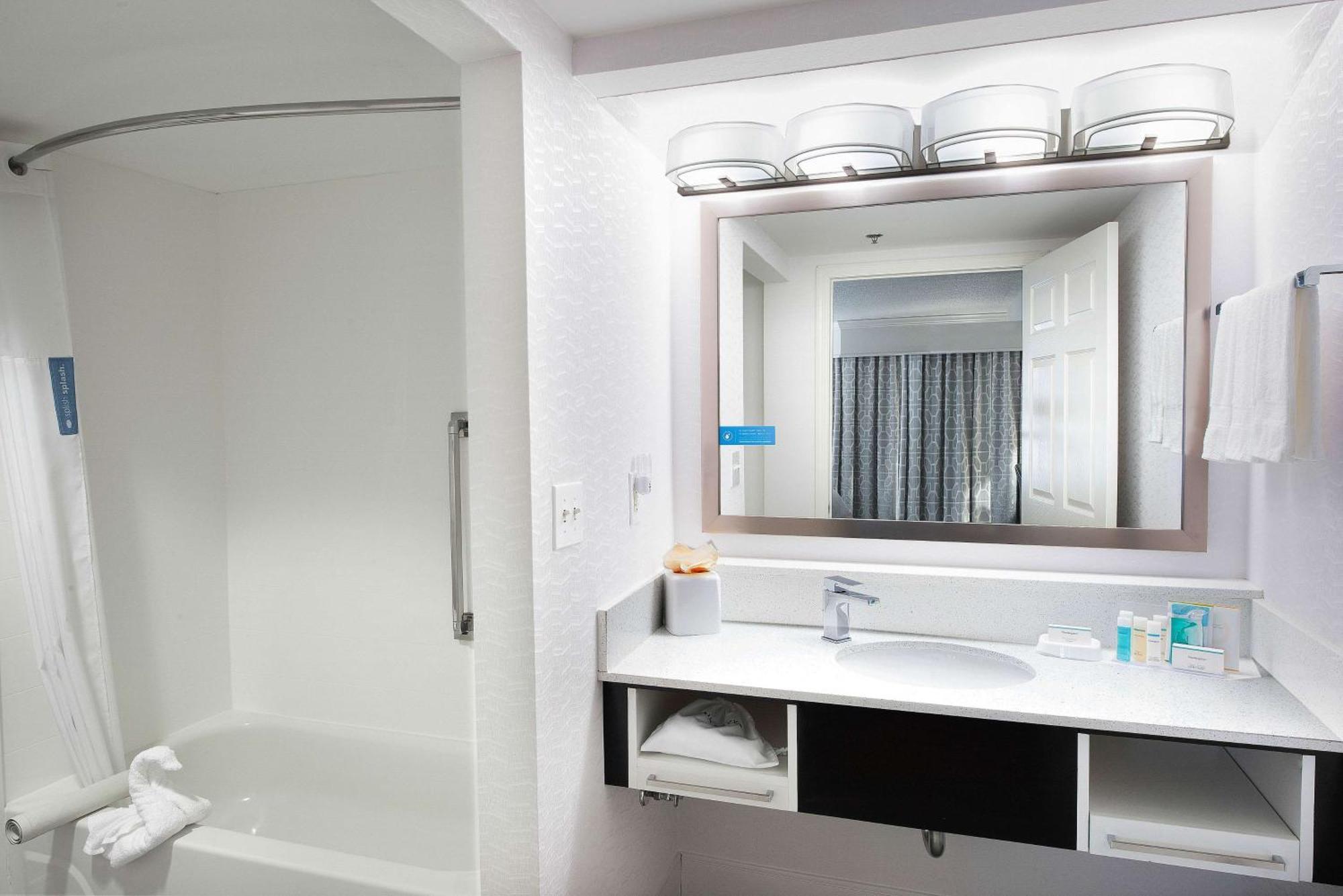 Hampton Inn&Suites Atlanta-Galleria Smyrna Dış mekan fotoğraf