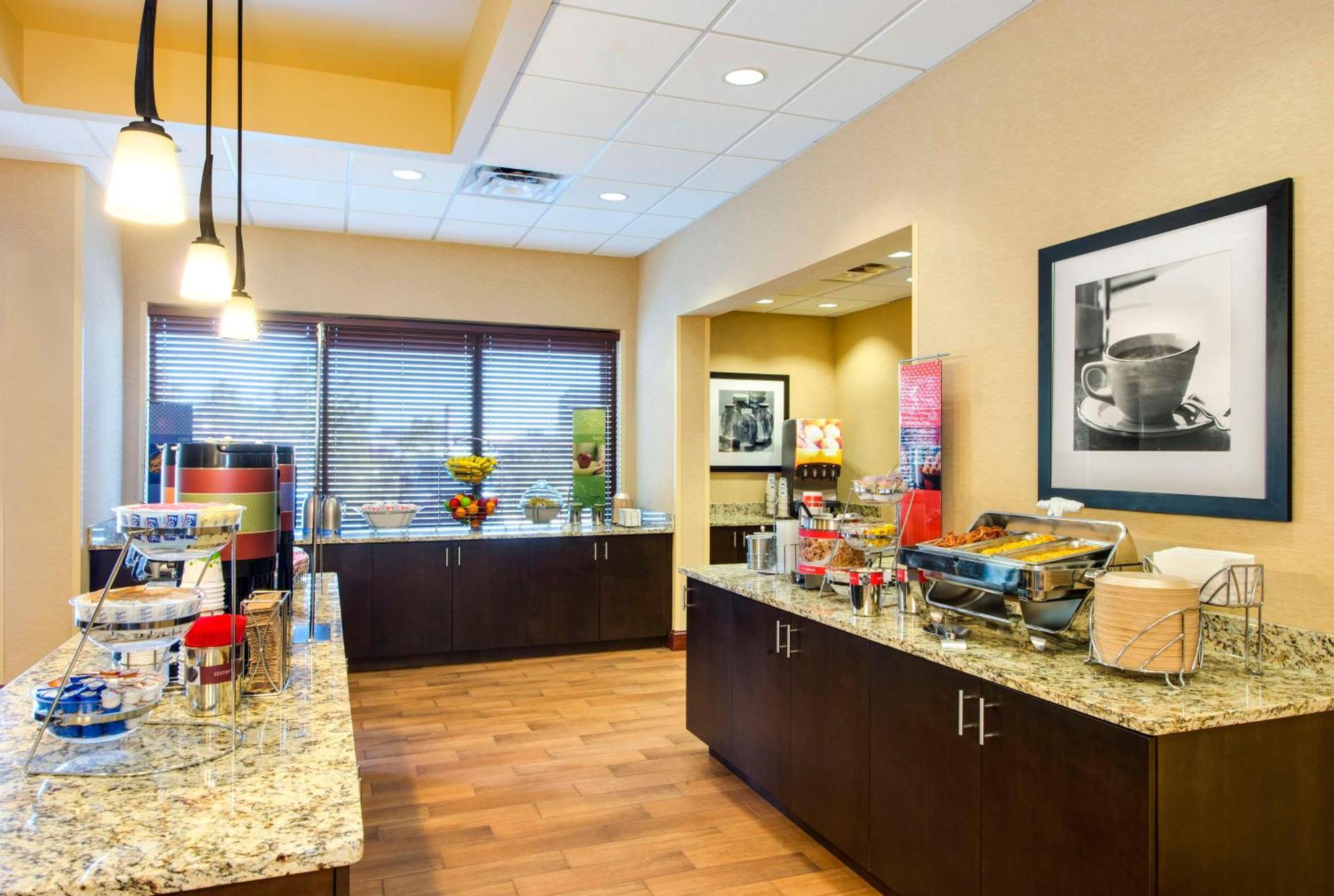 Hampton Inn&Suites Atlanta-Galleria Smyrna Dış mekan fotoğraf