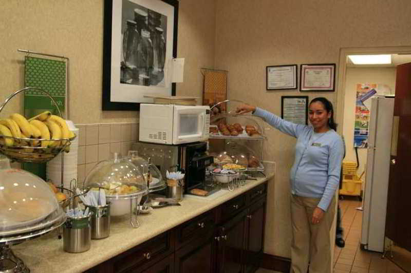 Hampton Inn&Suites Atlanta-Galleria Smyrna Restoran fotoğraf